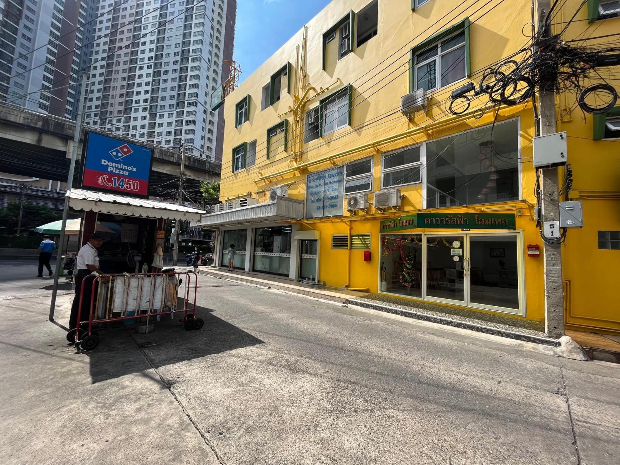 Dao Jaras Fah Hometel ดาวจรัสฟ้าโฮมเทล Bangkok Dış mekan fotoğraf